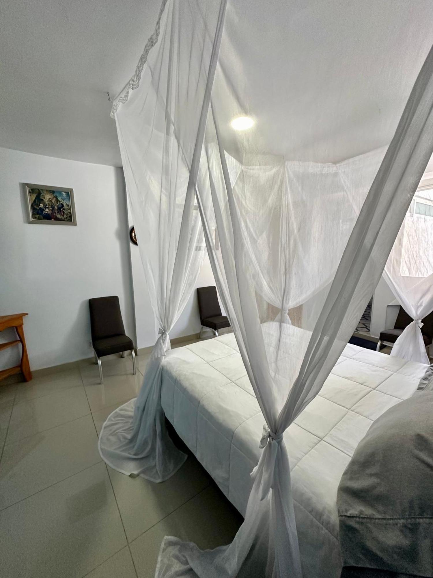 Hotel Huerta Don Felipe Irimbo Esterno foto